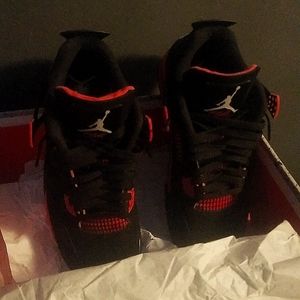 Jordan 4 Retro